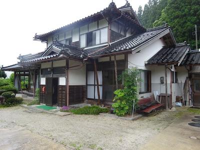No.208 A two-story detached house surrounded by a rural landscape overlooking the Orochi Loop. (Introduction video available) - Okuizumo Town Settlement Support Site Deep Town Okuizumo — Image 1, Okuizumo, Shimane