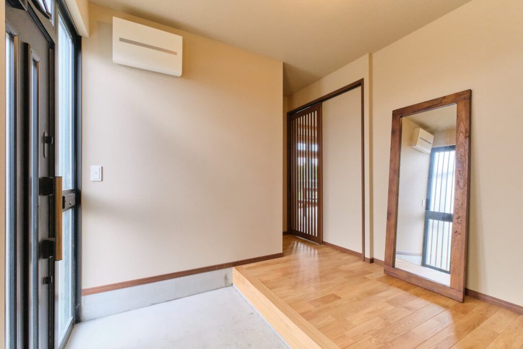 Renovated Wooden House in Nakafurano, Hokkaido - Thumbnail 3
