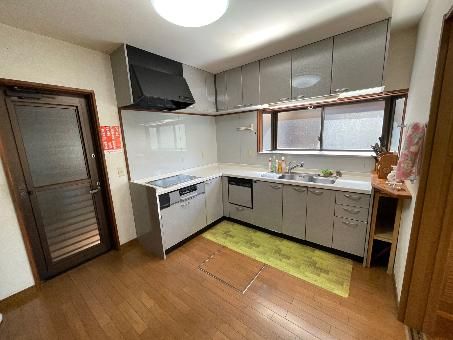 4LDK Detached House for Sale Near Sea in Seiyo City, Ehime - Thumbnail 3