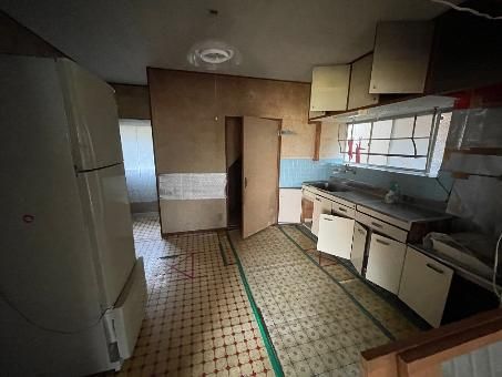 5DK House for Sale in Mikame-cho, Seiyo City, Ehime - Thumbnail 3