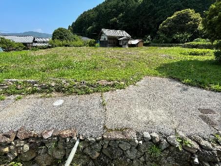 House with Large Garden for Sale in Seiyo City, Ehime - Thumbnail 4