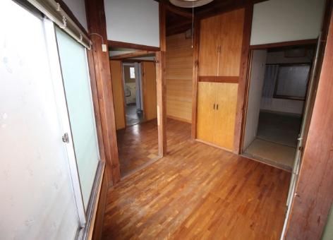 4DK+S House for Sale in Seiyo City, Ehime - 3.5 Million Yen - Thumbnail 2