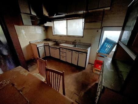 Mixed-Use Building for Sale in Seiyo City, Ehime - Thumbnail 3