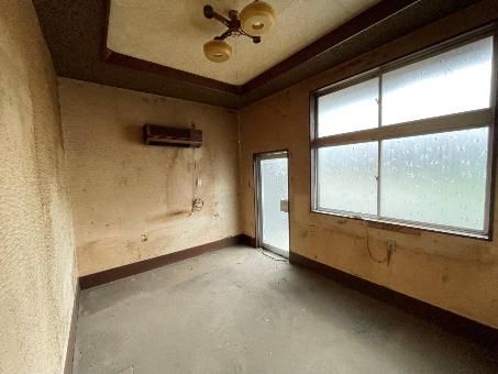 Mixed-Use Building for Sale in Seiyo City, Ehime - Thumbnail 2