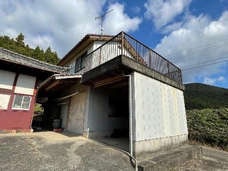 5DK House for Sale in Seiyo City, Ehime - 822m2 Land - Thumbnail 2