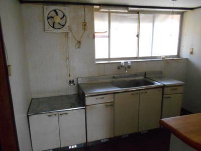 Spacious 7LDK House in Ebino City - Renovation Opportunity — Image 1, Ebino, Miyazaki