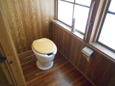 Spacious 7LDK House in Ebino City - Renovation Opportunity — Image 4, Ebino, Miyazaki