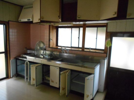 6DK House with Agricultural Land in Ebino City, Miyazaki - Image 1