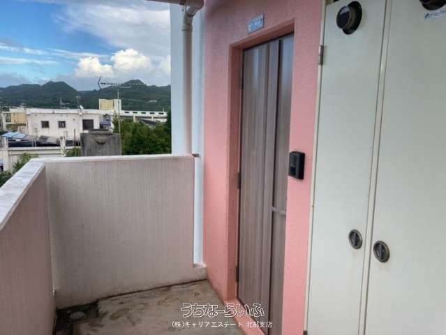 Ocean View Studio Apartment for Rent in Motobu, Okinawa - Thumbnail 2