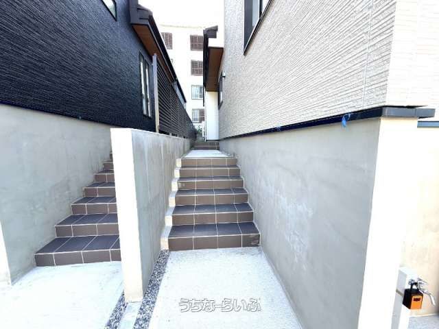 New 4LDK Wooden House for Sale in Ginowan, Okinawa - Thumbnail 3