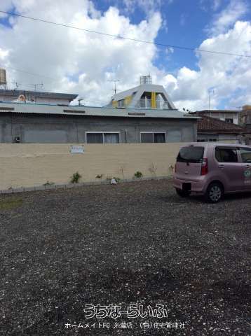 Deigo Home Parking Space for Rent in Itoman, Okinawa - 3,000 Yen - Thumbnail 2