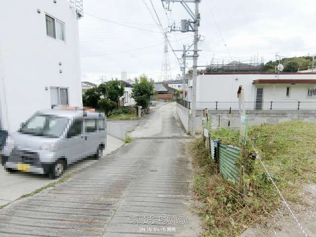 948.6 sqm Land for Sale in Momohara, Okinawa City - Thumbnail 3