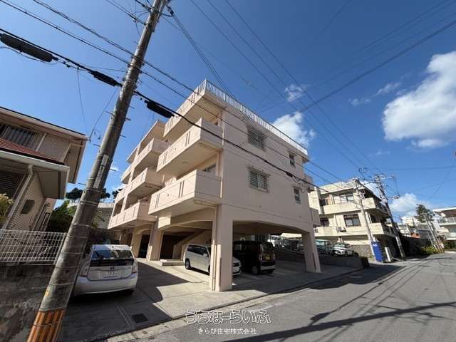 2LDK Apartment for Rent in Quiet Oroku, Naha, Okinawa - Thumbnail 2