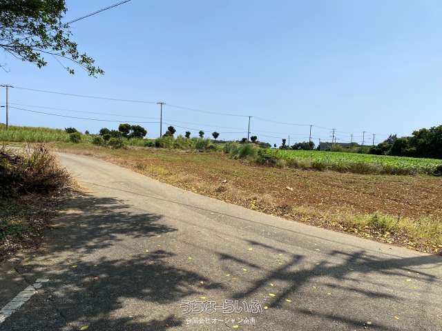 Land for Sale in Miyakojima Ueno with Ocean View Potential - Thumbnail 2
