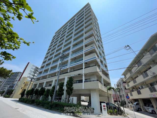 Renovated 3LDK Apartment for Sale in Naha, Okinawa - Thumbnail 2