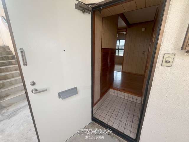 2LDK Apartment for Rent in Ameku, Naha, Okinawa - Thumbnail 4