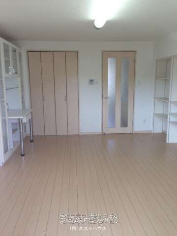 Vibo Espacio 203: 1K Apartment for Rent in Tomigusuku, Okinawa - Thumbnail 4