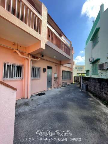 Okinawa City Apartment Building for Sale - 4.77% Yield - Thumbnail 4