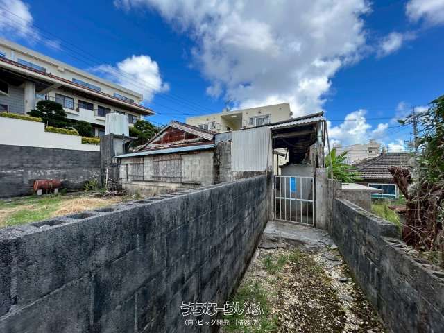 434.48㎡ Land for Sale in Miyazato, Okinawa City - Thumbnail 4