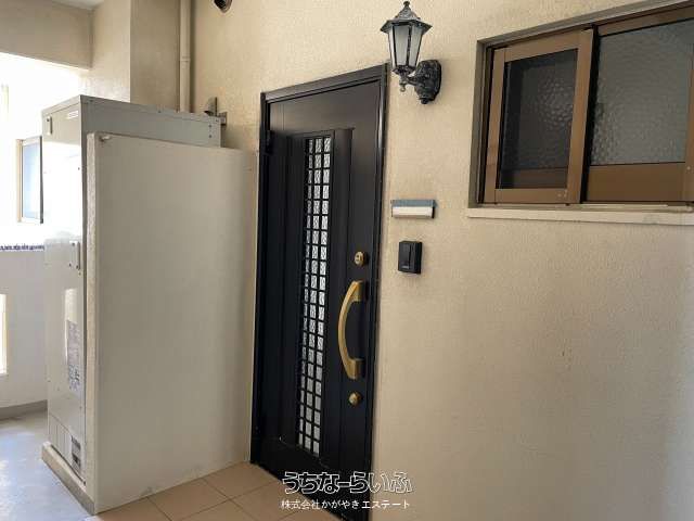 Renovated 3LDK Apartment for Sale in Naha, Okinawa with 2 Parking - Thumbnail 4
