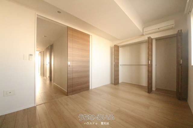 Ocean View 3LDK Apartment in Toyosaki, Tomigusuku - Thumbnail 4