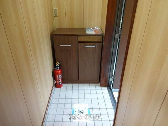 Rental Apartment in Naha: 1LDK near Kenchomae Station - Thumbnail 2
