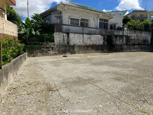 Hanatagawa S Parking Lot for Rent in Naha, Okinawa - 10 Spaces - Thumbnail 2