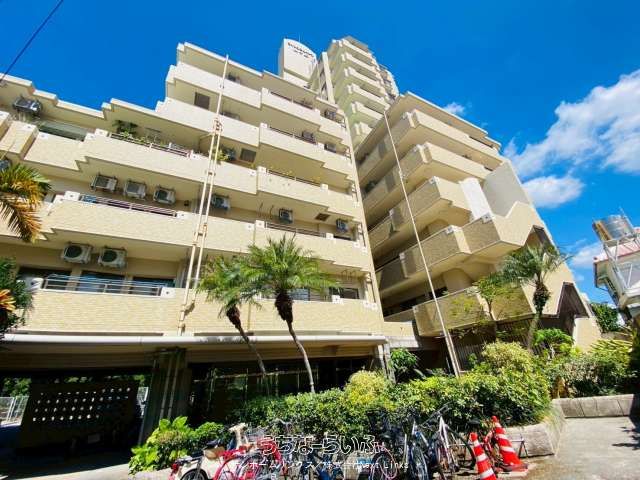 Renovated 3LDK Apartment near Miebashi Station, Naha - Thumbnail 2