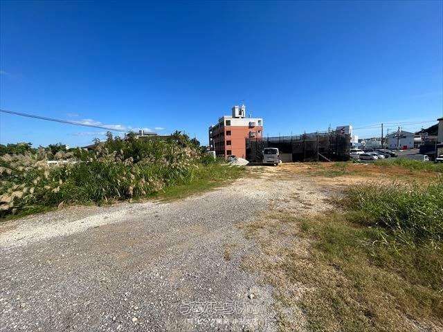 445m² Land for Sale in Noborikawa, Okinawa City - No Building Conditions - Thumbnail 4