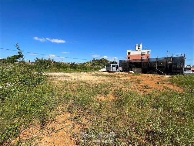 445m² Land for Sale in Noborikawa, Okinawa City - No Building Conditions - Thumbnail 2