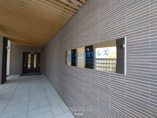 4LDK Sea View Apartment for Sale in Trust Yamazato Hills, Okinawa - Thumbnail 3