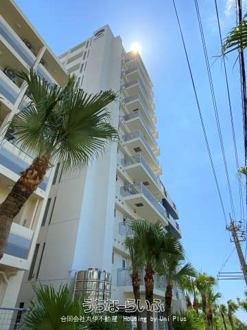 Alaha Blue Resort Unit 1101: Ocean View Condo for Rent in Chatan, Okinawa - Thumbnail 3