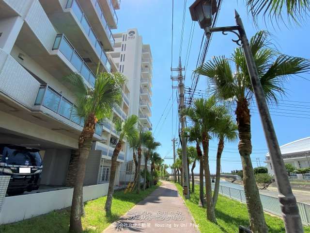 Alaha Blue Resort Unit 1101: Ocean View Condo for Rent in Chatan, Okinawa - Thumbnail 2
