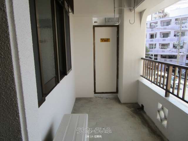 Heim Shinsou 302: 2LDK Apartment for Rent in Naha, Okinawa - Thumbnail 3