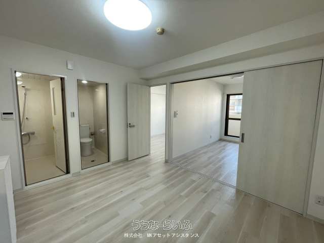 Renovated 2DK Apartment for Rent in Urasoe City, Okinawa - Thumbnail 3
