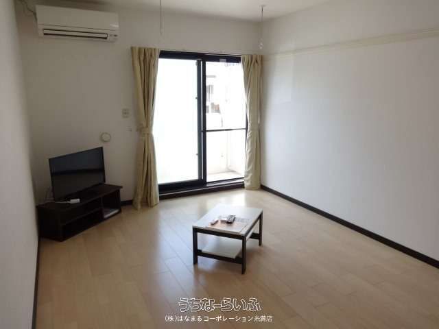 1K Apartment for Rent in Haebaru, Okinawa - Kureino Kariyushi II - Thumbnail 4