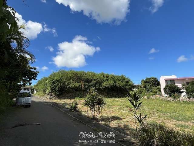 Ocean View Hilltop Land for Sale in Miyakojima, Okinawa - Thumbnail 3
