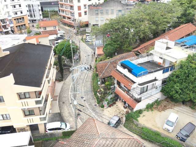 New 2LDK Apartment in Naha, Okinawa - Top Floor with City Views - Thumbnail 3