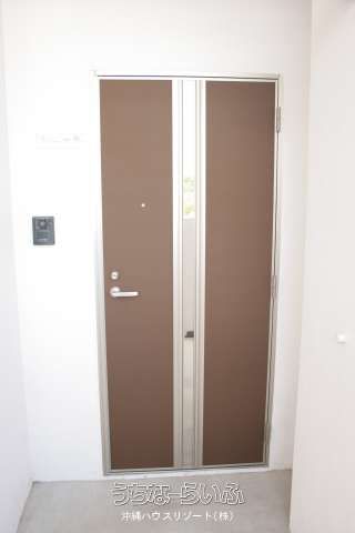 Lemon House 6-B Ocean View Apartment for Rent in Motobu, Okinawa - Thumbnail 3