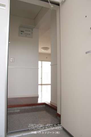 Lemon House 6-B Ocean View Apartment for Rent in Motobu, Okinawa - Thumbnail 4