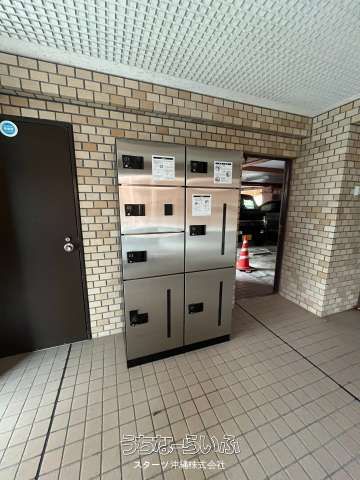 Lions Mansion Tomari 3-Chome 1LDK Apartment for Sale in Naha - Thumbnail 3