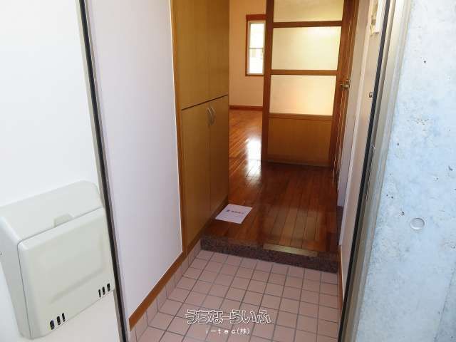 1K Apartment for Rent in Urasoe, Okinawa | Casa de Sol Unit 103 - Thumbnail 4