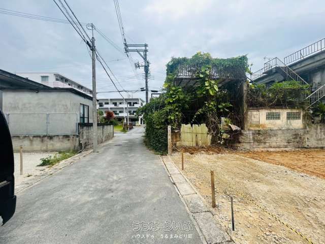 167 sqm Land for Sale in Kin, Okinawa - No Building Conditions - Thumbnail 3