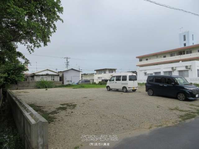 Rental Parking Lot in Yakena, Uruma City, Okinawa - Thumbnail 2