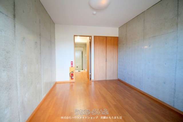 Estate Naha 305: Modern 1K Apartment in Naha, Okinawa - Thumbnail 4