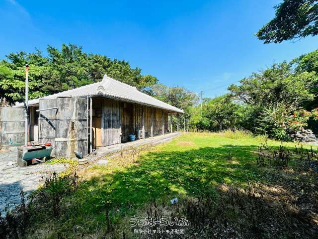 Spacious Okinawan Kominka for Rent in Motobu near Churaumi Aquarium - Thumbnail 3