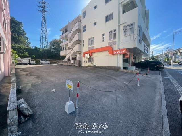 323.19 sqm Land for Sale in Naha, Okinawa - Near Oroku Station - Thumbnail 3