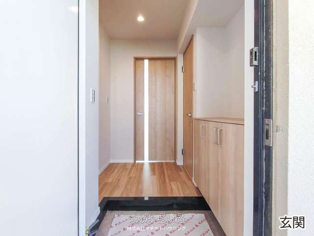 Renovated 4LDK Top-Floor Apartment with Balcony in Urasoe - Thumbnail 4