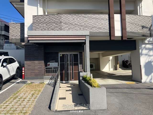 Le Grandi Asato 3LDK Apartment for Sale in Naha, Okinawa - Thumbnail 2