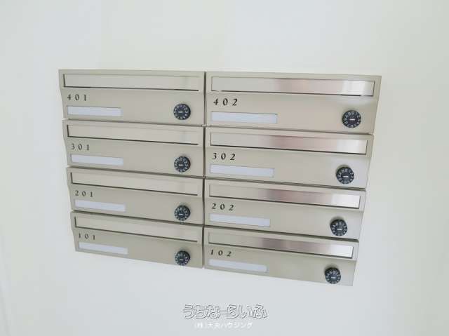 Crystal Palace Shintoshin 2LDK Apartment for Rent in Naha, Okinawa - Thumbnail 2
